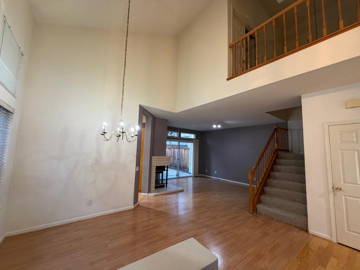 Detail Gallery Image 10 of 36 For 5417 Ridgewood Dr, Fremont,  CA 94555 - 2 Beds | 2/1 Baths