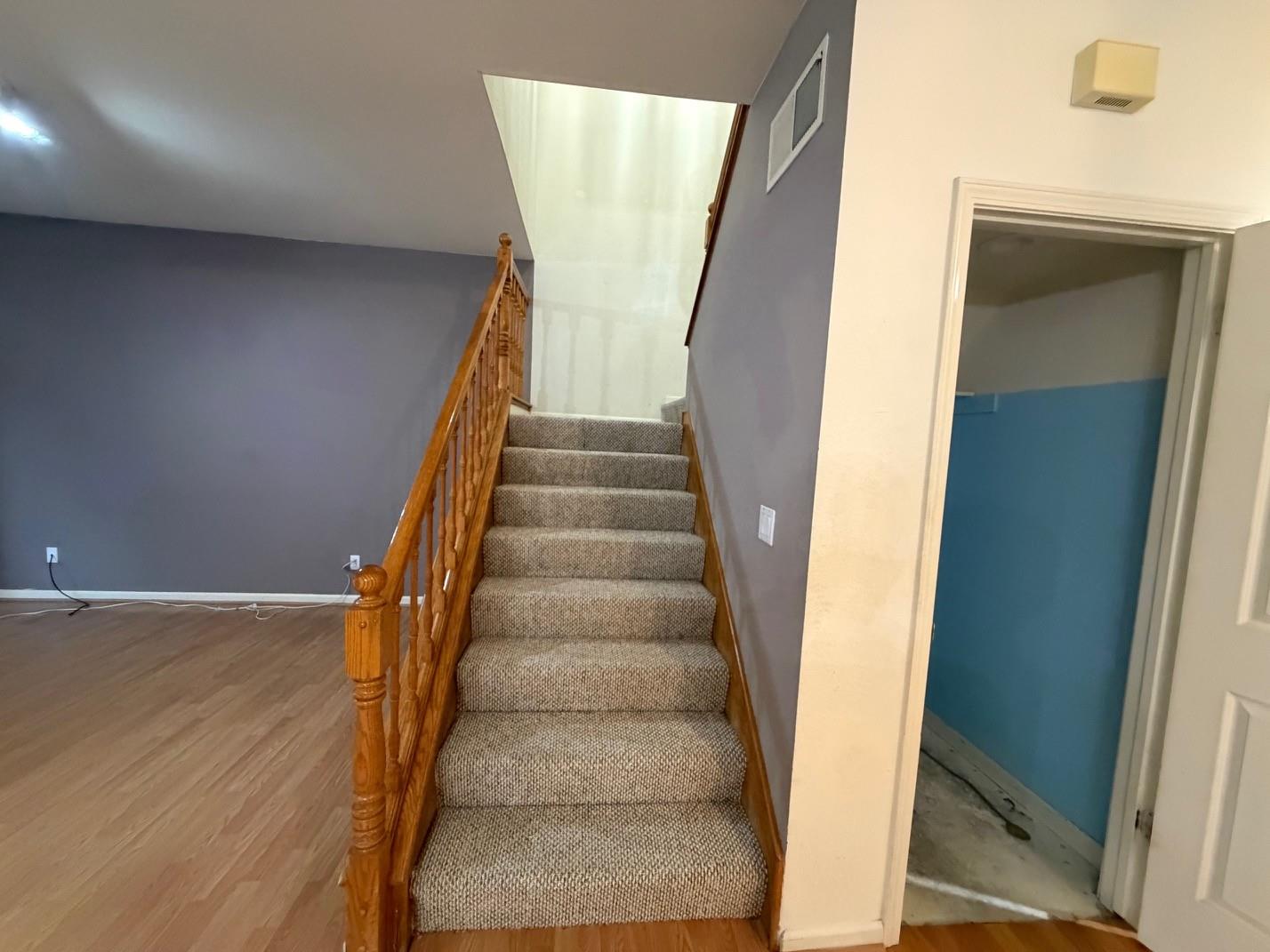 Detail Gallery Image 20 of 36 For 5417 Ridgewood Dr, Fremont,  CA 94555 - 2 Beds | 2/1 Baths