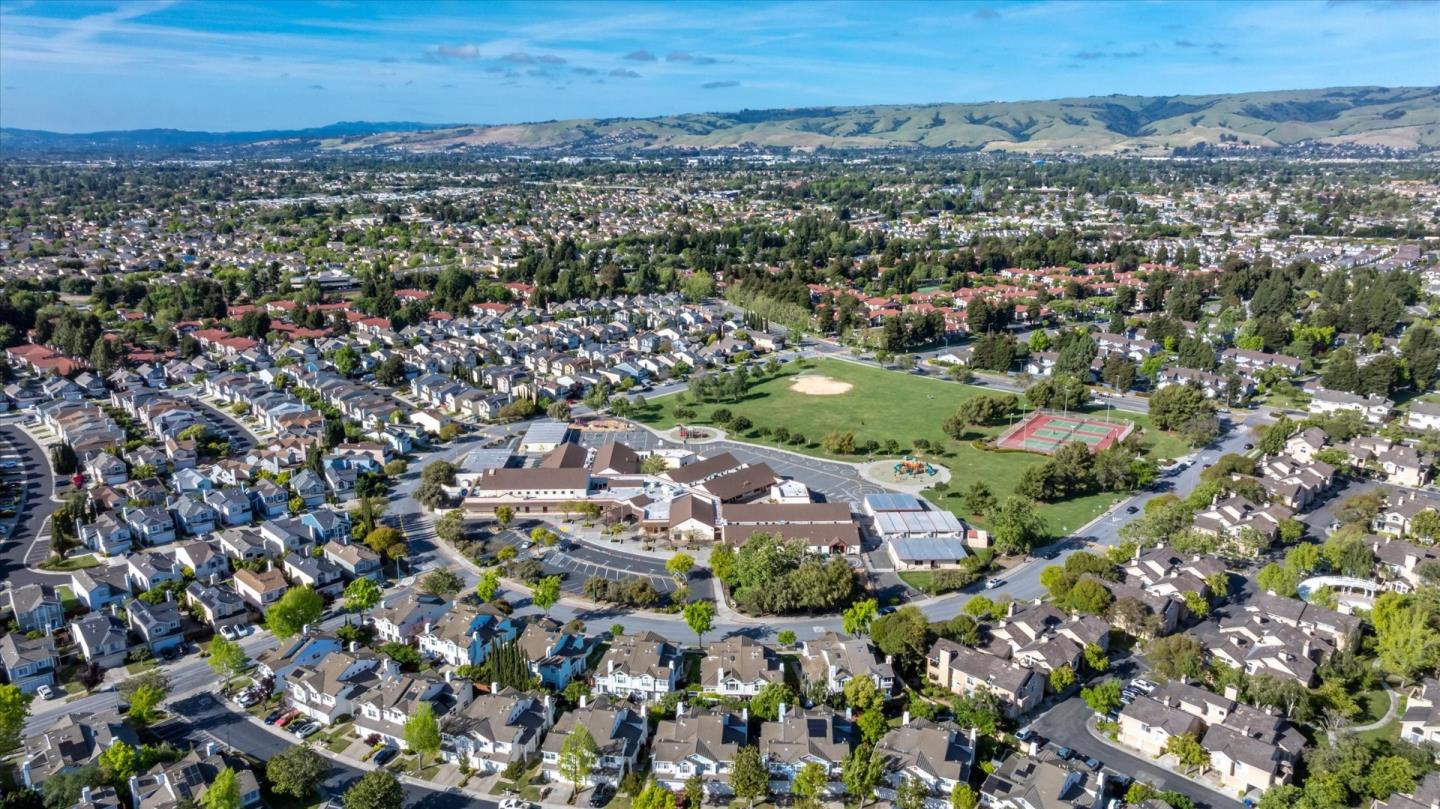 Detail Gallery Image 37 of 40 For 5417 Ridgewood Dr, Fremont,  CA 94555 - 2 Beds | 2/1 Baths