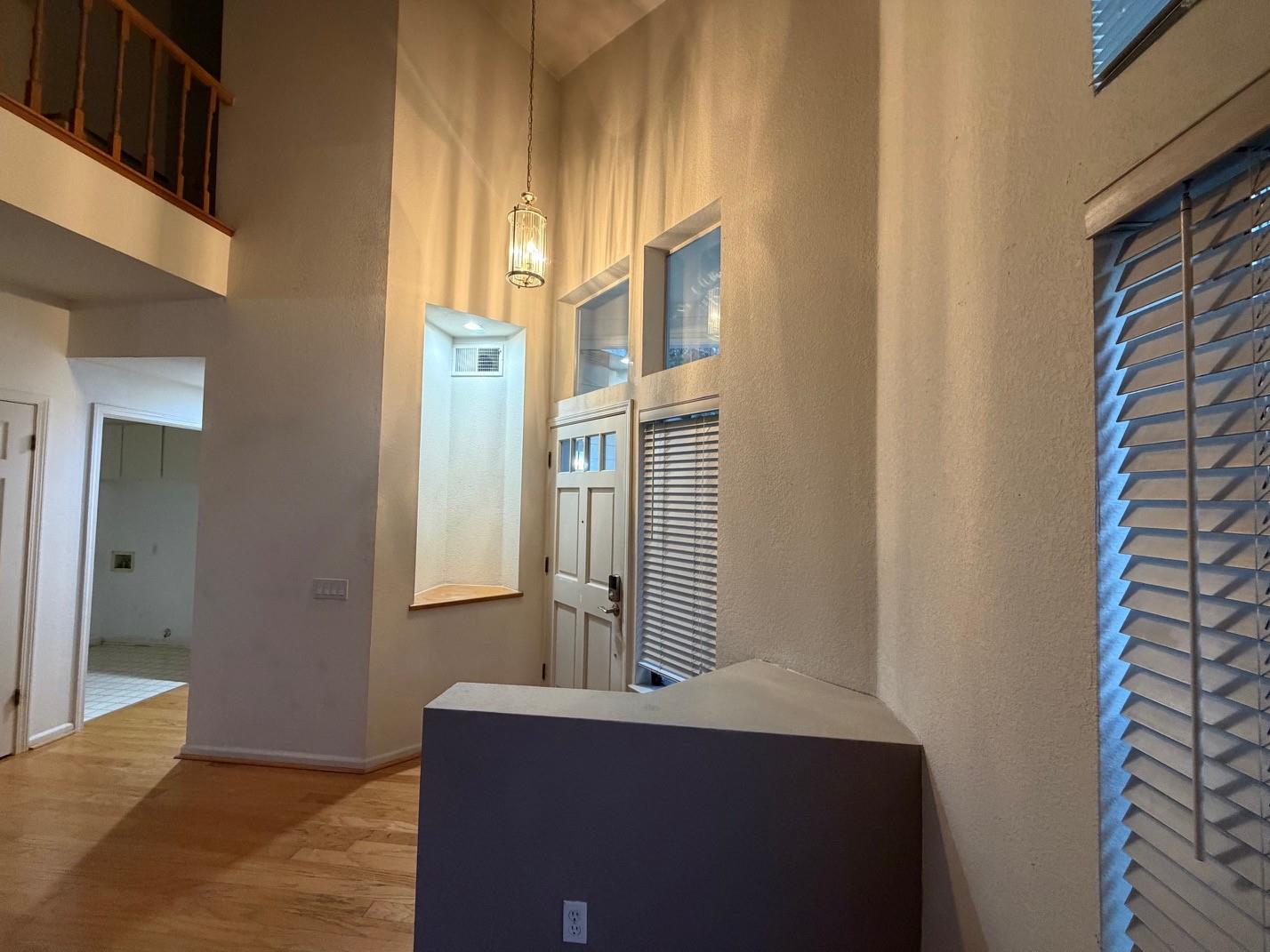 Detail Gallery Image 6 of 36 For 5417 Ridgewood Dr, Fremont,  CA 94555 - 2 Beds | 2/1 Baths