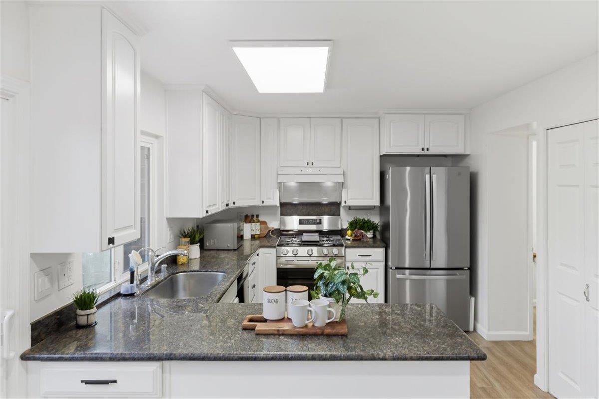 Detail Gallery Image 17 of 77 For 36421 Bendel Ter, Fremont,  CA 94536 - 3 Beds | 1/1 Baths