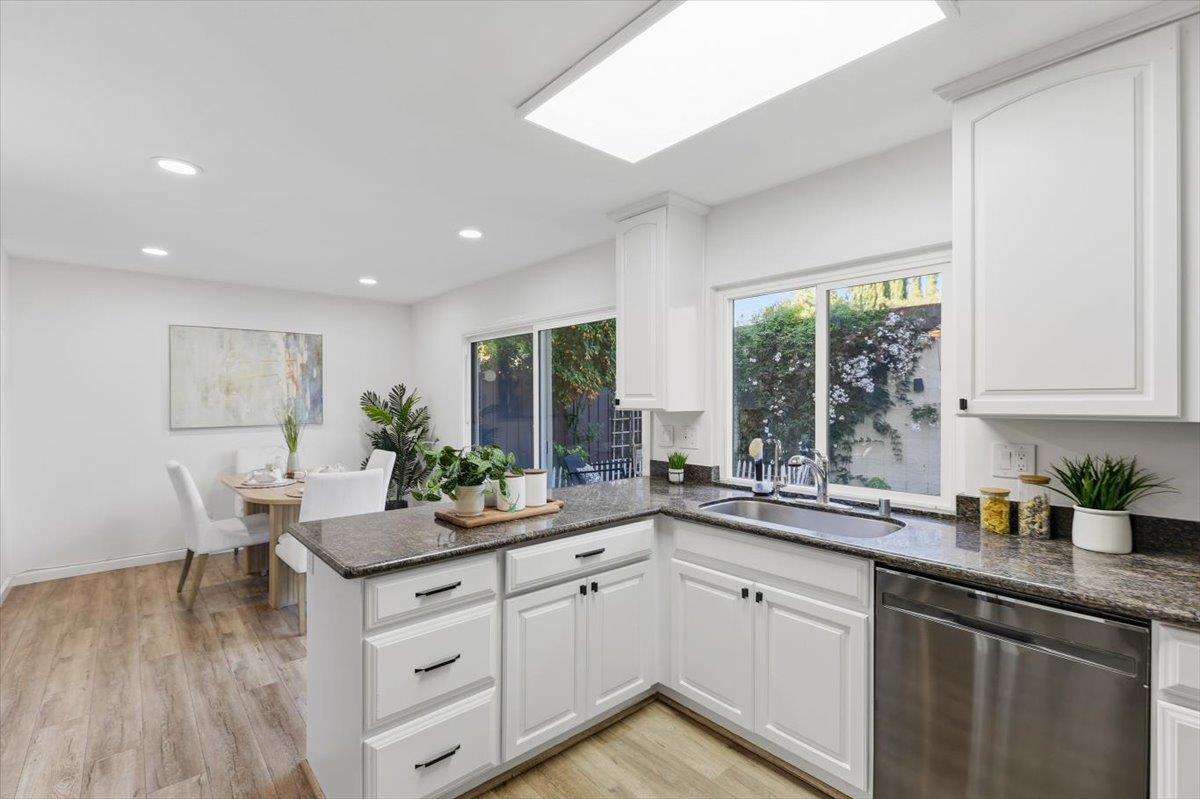 Detail Gallery Image 19 of 77 For 36421 Bendel Ter, Fremont,  CA 94536 - 3 Beds | 1/1 Baths