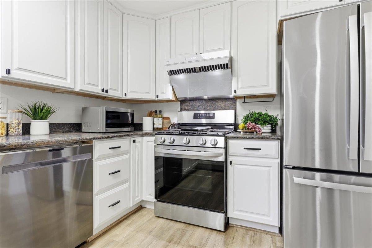 Detail Gallery Image 21 of 77 For 36421 Bendel Ter, Fremont,  CA 94536 - 3 Beds | 1/1 Baths