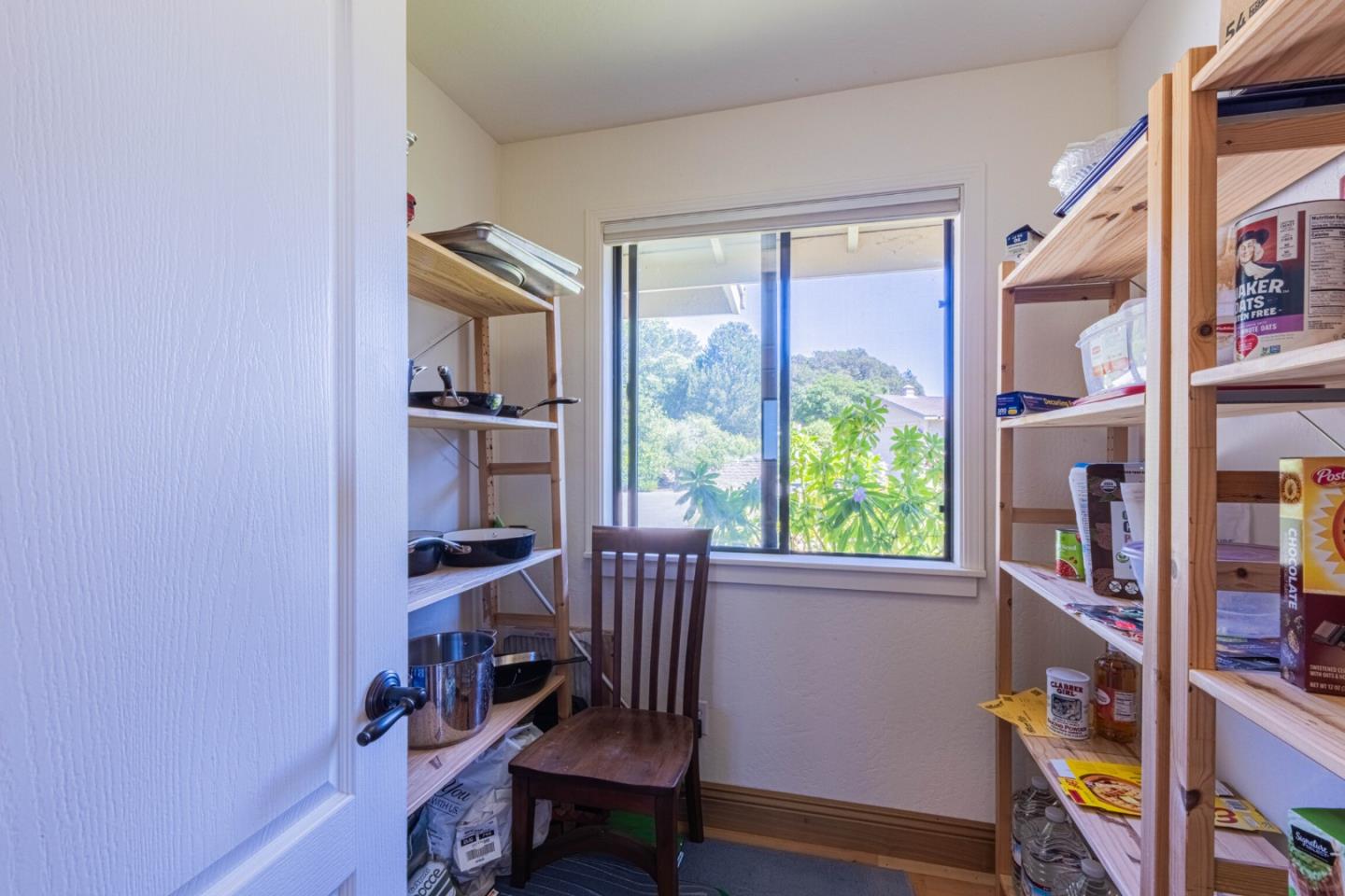 Detail Gallery Image 21 of 39 For 169 Old Stage Rd, Salinas,  CA 93908 - 3 Beds | 2/1 Baths