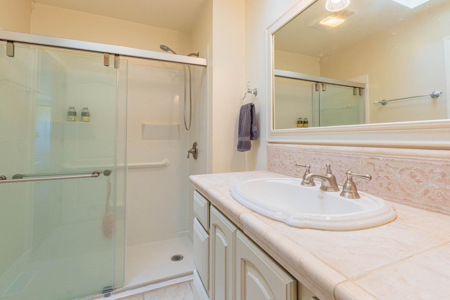 Detail Gallery Image 36 of 39 For 169 Old Stage Rd, Salinas,  CA 93908 - 3 Beds | 2/1 Baths