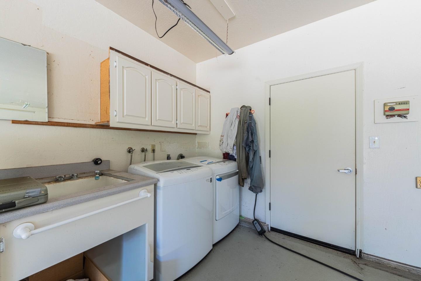 Detail Gallery Image 38 of 39 For 169 Old Stage Rd, Salinas,  CA 93908 - 3 Beds | 2/1 Baths