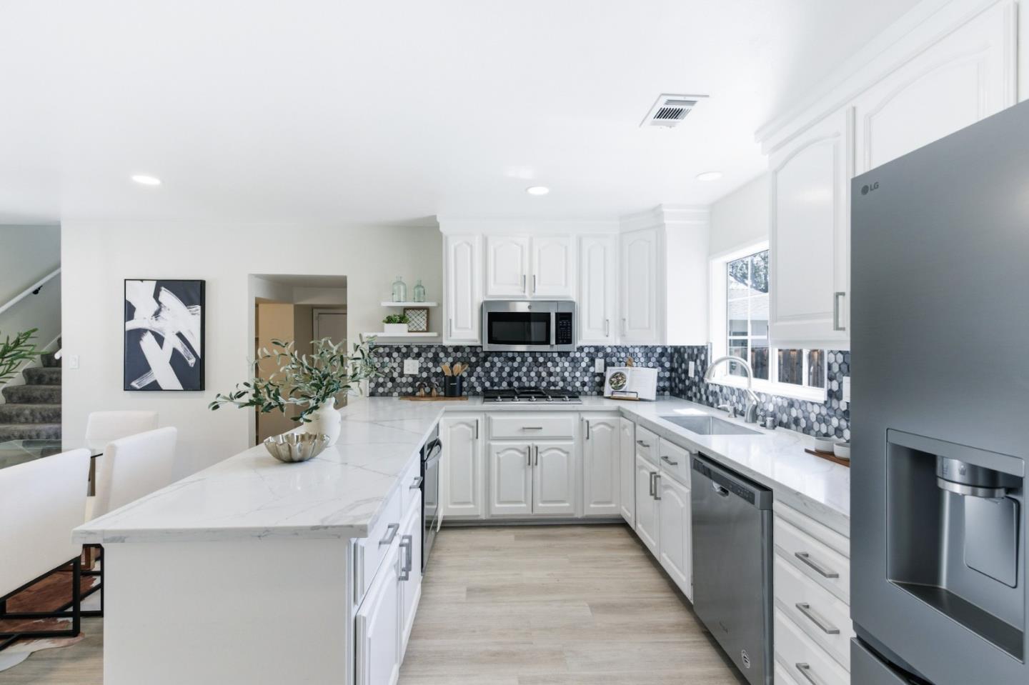 Detail Gallery Image 13 of 70 For 3417 Cooper Dr, Santa Clara,  CA 95051 - 4 Beds | 2/1 Baths