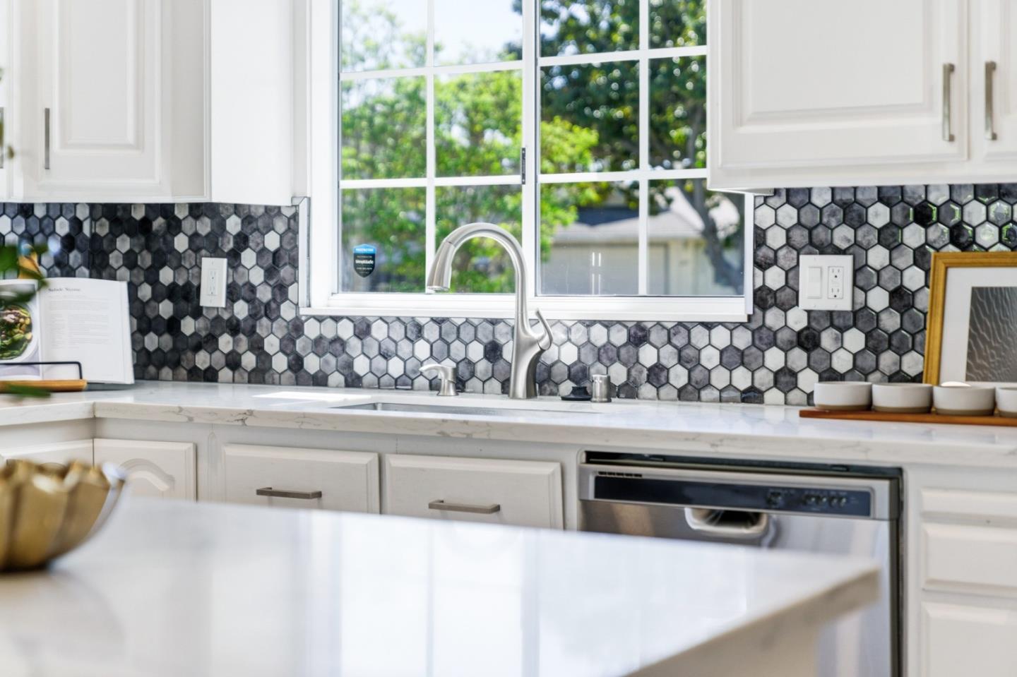 Detail Gallery Image 16 of 70 For 3417 Cooper Dr, Santa Clara,  CA 95051 - 4 Beds | 2/1 Baths