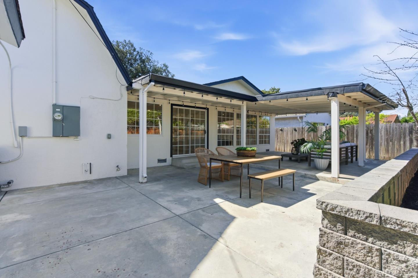 Detail Gallery Image 54 of 70 For 3417 Cooper Dr, Santa Clara,  CA 95051 - 4 Beds | 2/1 Baths