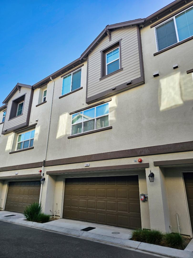 Detail Gallery Image 19 of 22 For 1746 Pedrozzi Cmn, Livermore,  CA 94551 - 4 Beds | 3/1 Baths