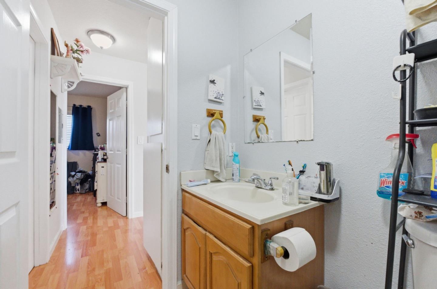 Detail Gallery Image 13 of 24 For 1303-05 Danube Way, San Jose,  CA 95116 - – Beds | – Baths