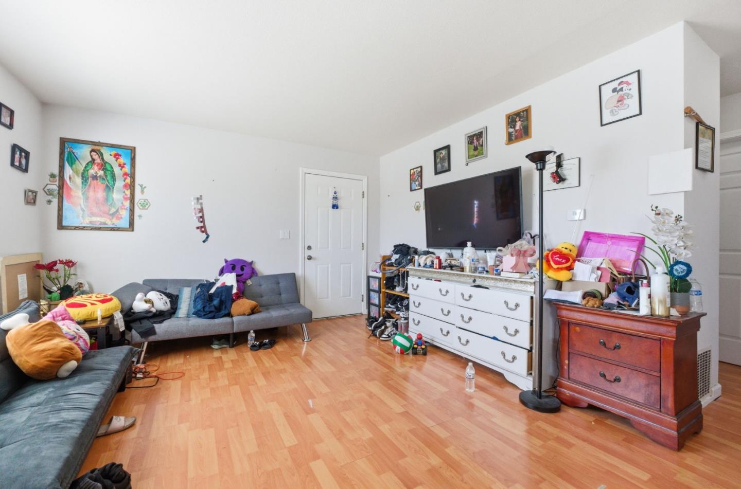 Detail Gallery Image 16 of 24 For 1303-05 Danube Way, San Jose,  CA 95116 - – Beds | – Baths