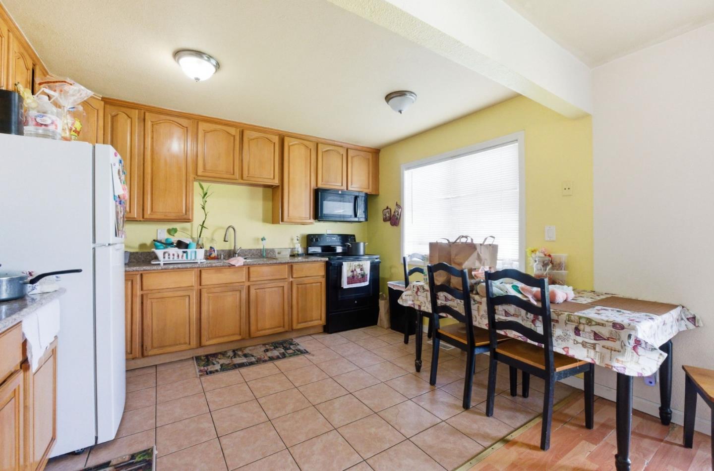 Detail Gallery Image 21 of 24 For 1303-05 Danube Way, San Jose,  CA 95116 - – Beds | – Baths