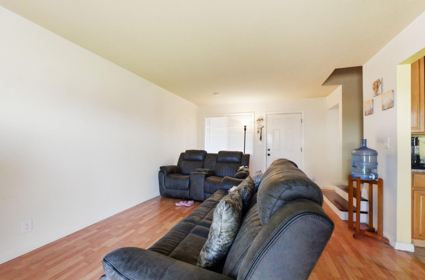 Detail Gallery Image 22 of 24 For 1303-05 Danube Way, San Jose,  CA 95116 - – Beds | – Baths