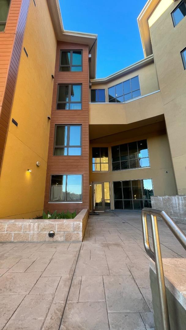 Detail Gallery Image 4 of 24 For 3535 Wawona St #513,  San Francisco,  CA 94116 - 2 Beds | 2 Baths