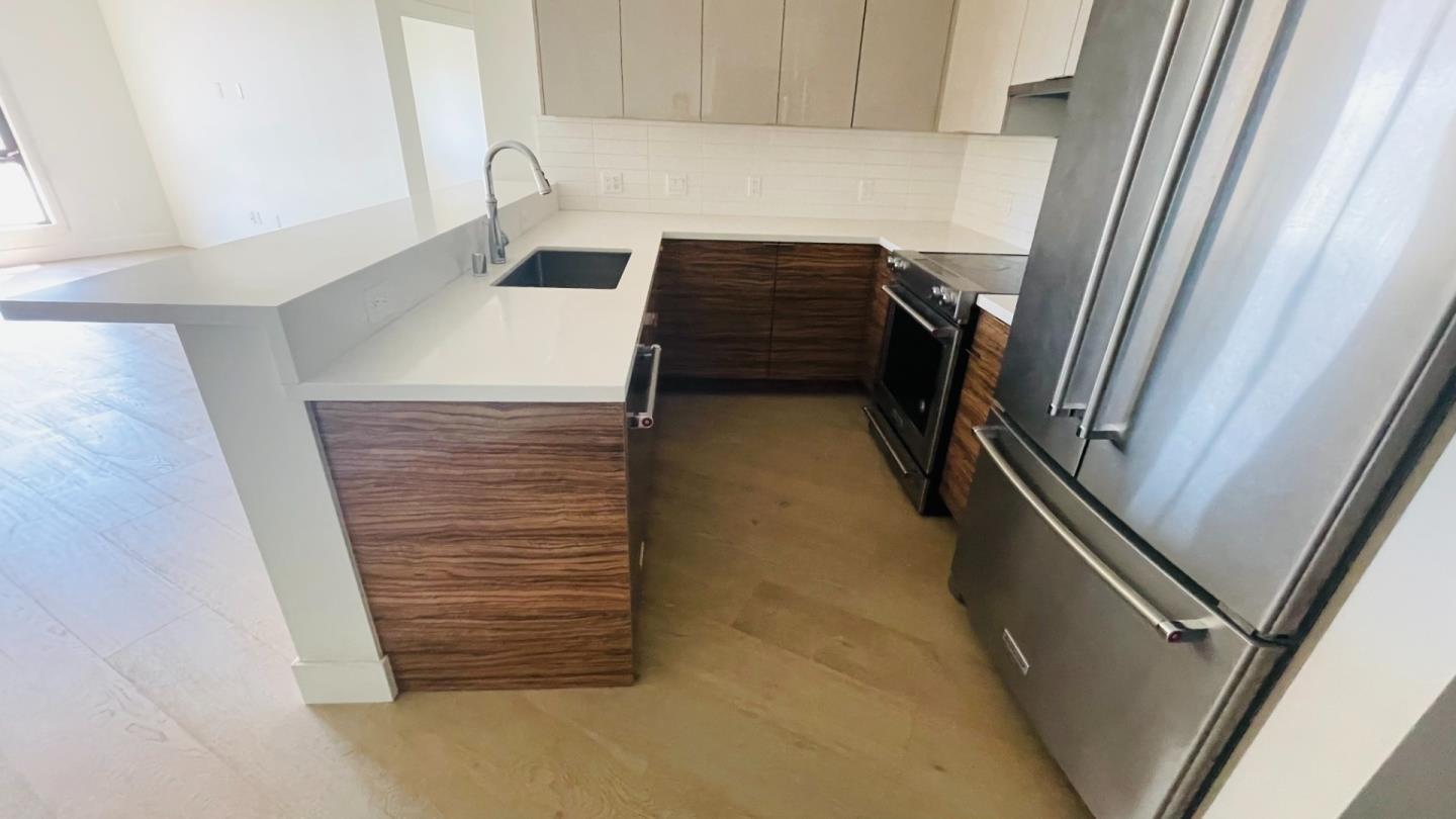 Detail Gallery Image 6 of 24 For 3535 Wawona St #513,  San Francisco,  CA 94116 - 2 Beds | 2 Baths