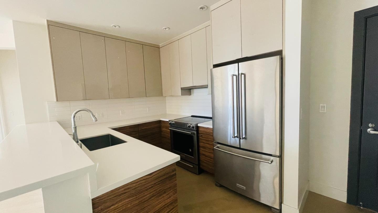 Detail Gallery Image 7 of 24 For 3535 Wawona St #513,  San Francisco,  CA 94116 - 2 Beds | 2 Baths