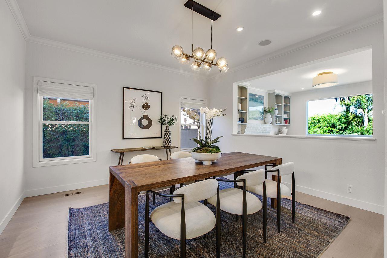 Detail Gallery Image 17 of 43 For 731 Lakemead Way, Redwood City,  CA 94062 - 4 Beds | 2/1 Baths