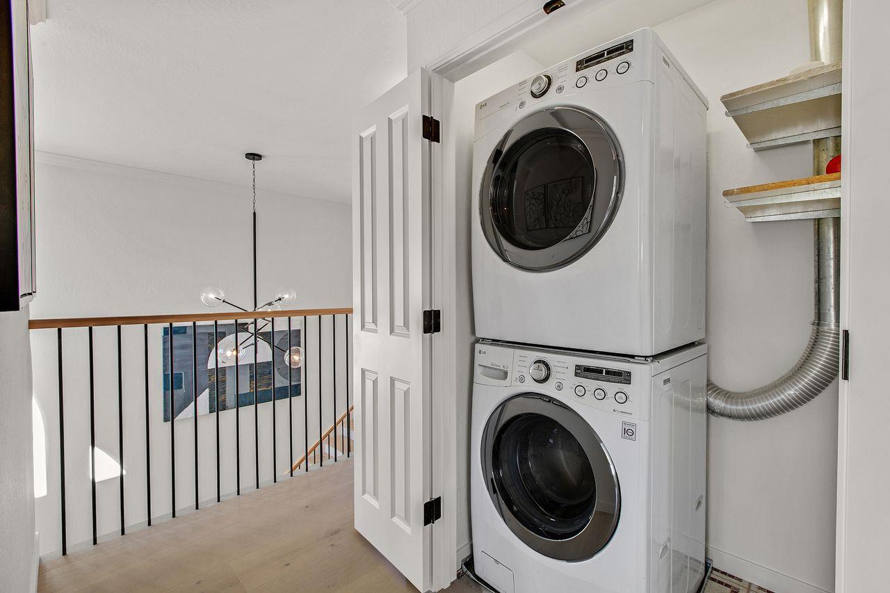 Detail Gallery Image 32 of 43 For 731 Lakemead Way, Redwood City,  CA 94062 - 4 Beds | 2/1 Baths