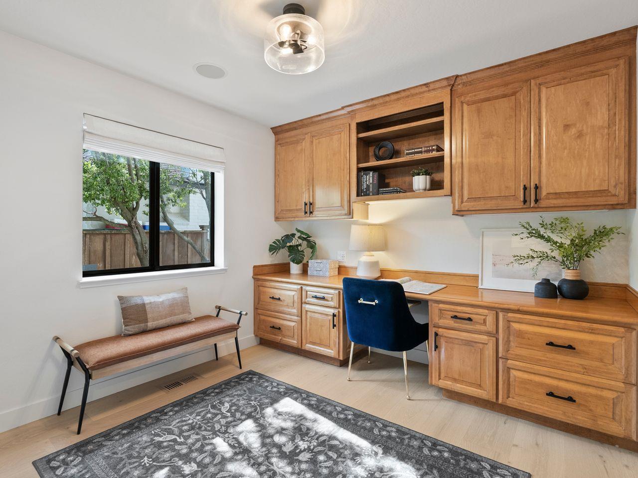 Detail Gallery Image 33 of 43 For 731 Lakemead Way, Redwood City,  CA 94062 - 4 Beds | 2/1 Baths