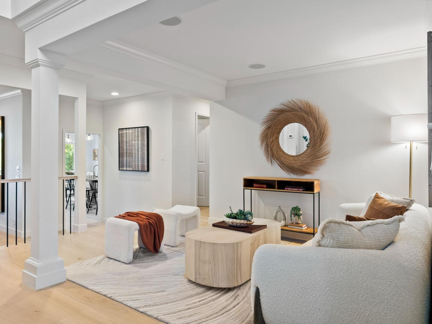 Detail Gallery Image 4 of 43 For 731 Lakemead Way, Redwood City,  CA 94062 - 4 Beds | 2/1 Baths