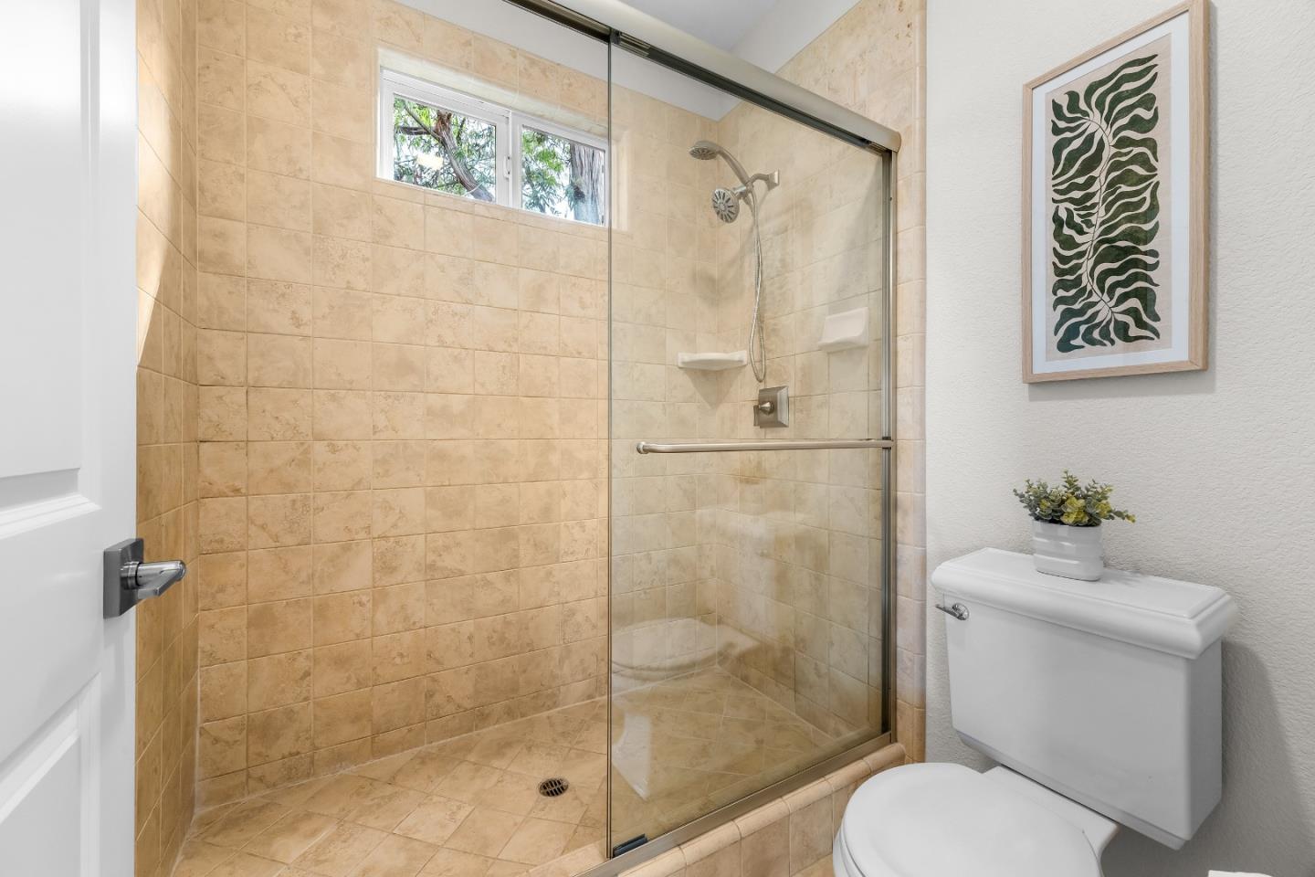 Detail Gallery Image 23 of 60 For 1576 Heritage Ln, Santa Cruz,  CA 95062 - 4 Beds | 3/1 Baths