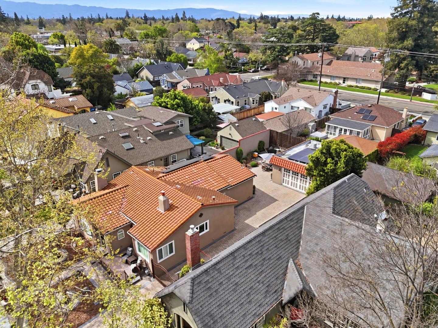 Detail Gallery Image 70 of 72 For 911 Michigan Ave, San Jose,  CA 95125 - 3 Beds | 3 Baths