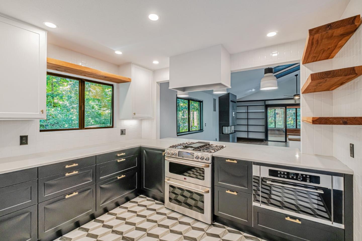 Detail Gallery Image 14 of 47 For 345 Mcgaffigan Mill Rd, Boulder Creek,  CA 95006 - 3 Beds | 3 Baths