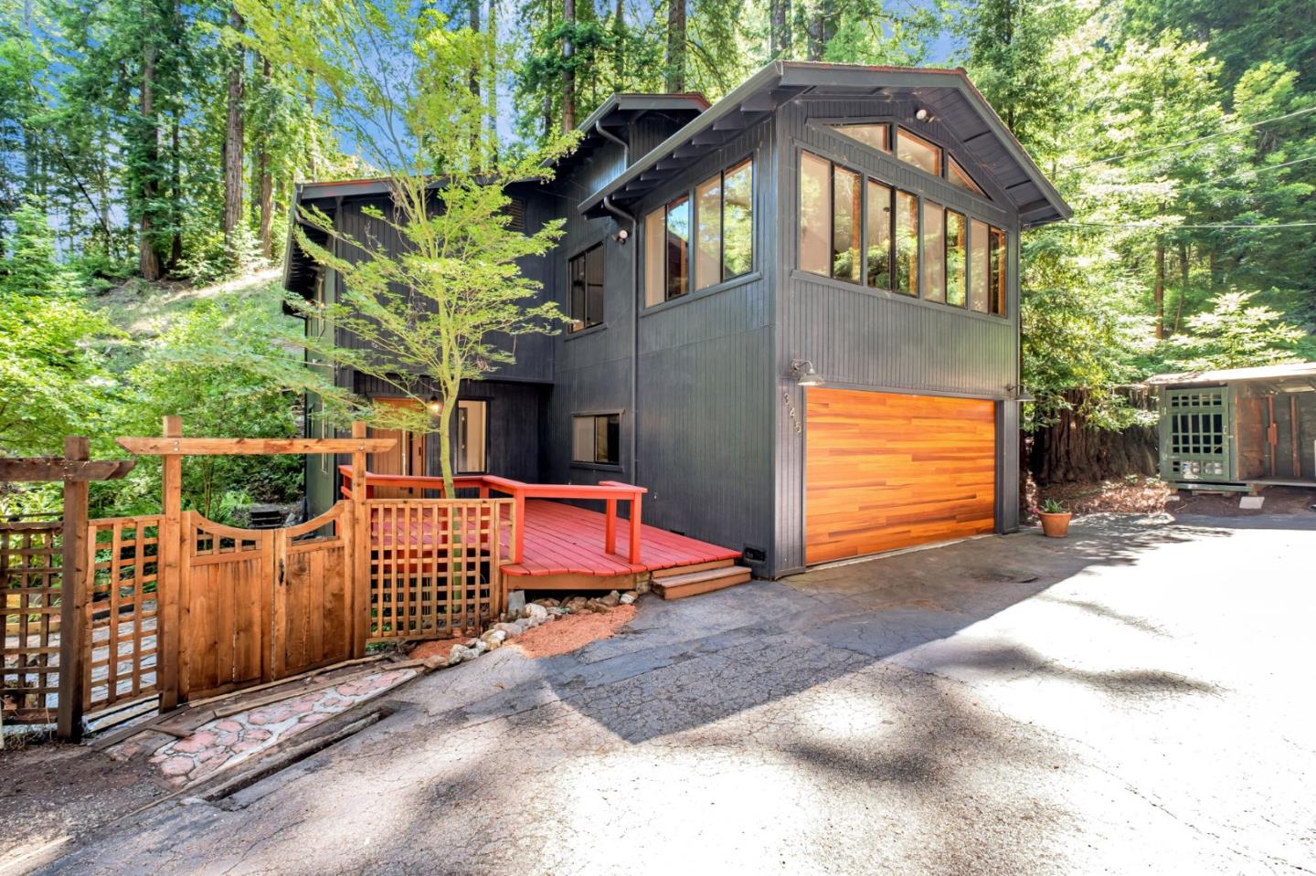 Detail Gallery Image 7 of 47 For 345 Mcgaffigan Mill Rd, Boulder Creek,  CA 95006 - 3 Beds | 3 Baths