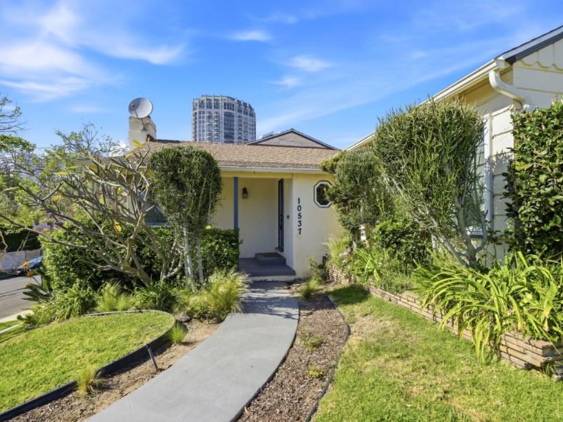 Front Image Thumbnail for ML82038928