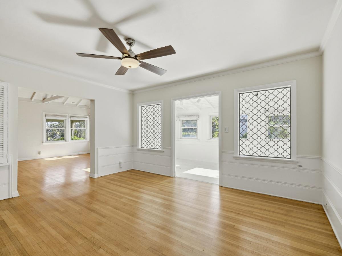 Detail Gallery Image 13 of 27 For 10537 Rochester Ave, Los Angeles,  CA 90024 - 3 Beds | 2 Baths