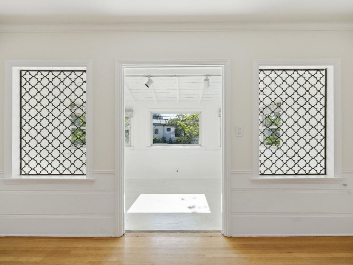 Detail Gallery Image 14 of 27 For 10537 Rochester Ave, Los Angeles,  CA 90024 - 3 Beds | 2 Baths