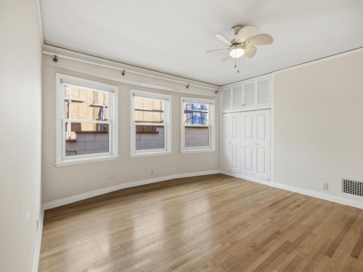 Detail Gallery Image 17 of 27 For 10537 Rochester Ave, Los Angeles,  CA 90024 - 3 Beds | 2 Baths