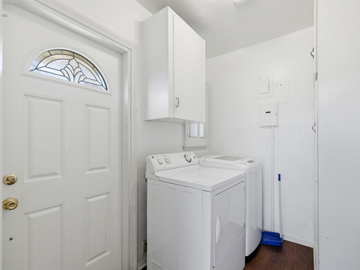 Detail Gallery Image 22 of 27 For 10537 Rochester Ave, Los Angeles,  CA 90024 - 3 Beds | 2 Baths