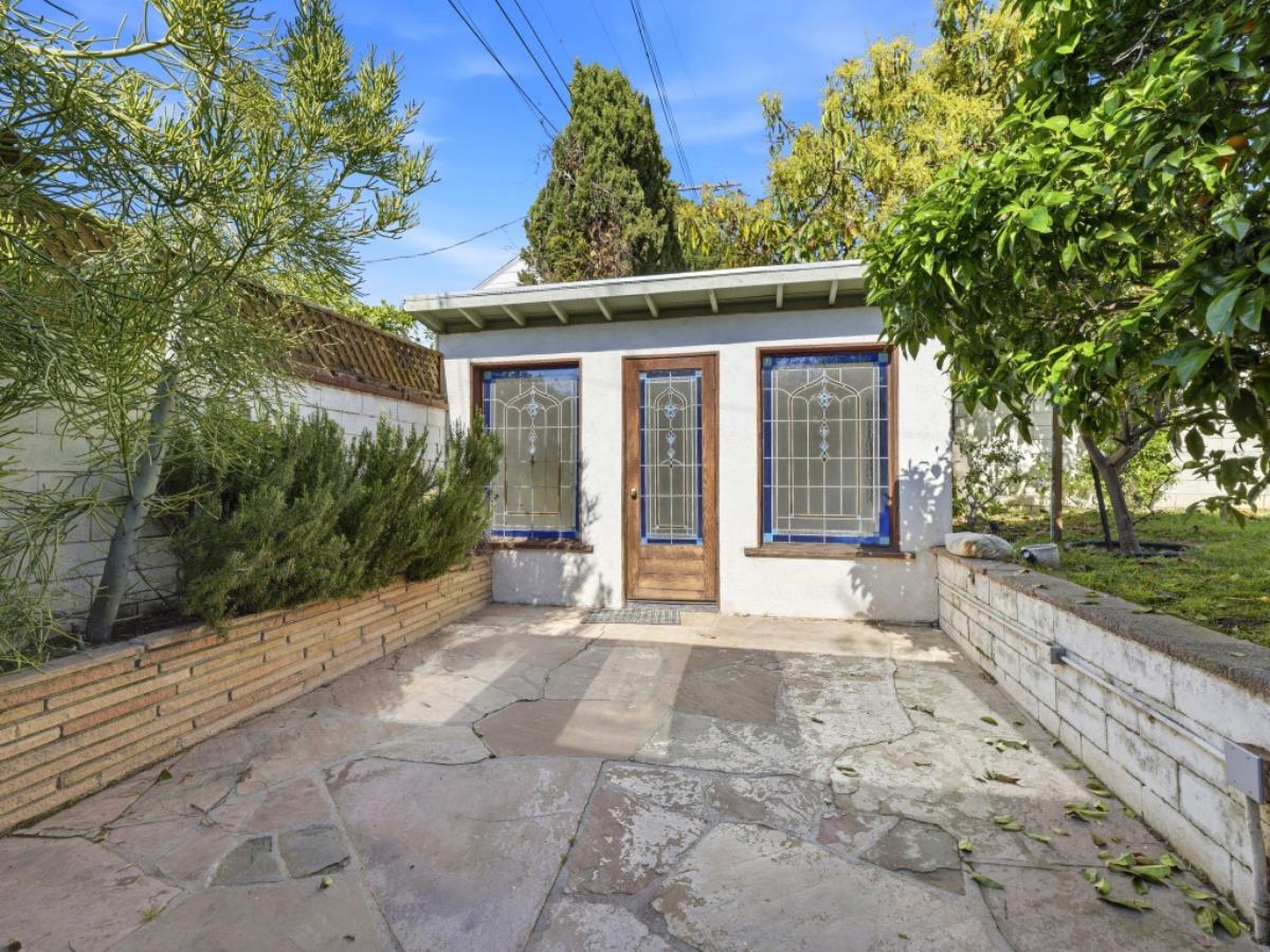 Detail Gallery Image 25 of 27 For 10537 Rochester Ave, Los Angeles,  CA 90024 - 3 Beds | 2 Baths