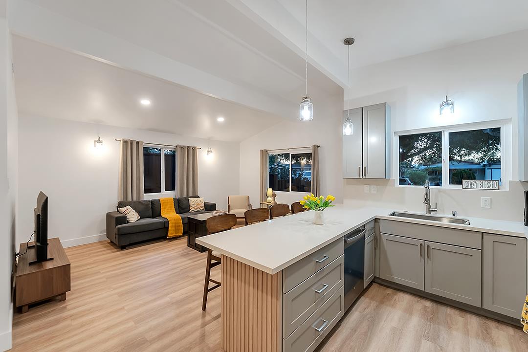 Detail Gallery Image 32 of 46 For 4016 San Bernardino Way, San Jose,  CA 95111 - 4 Beds | 2 Baths