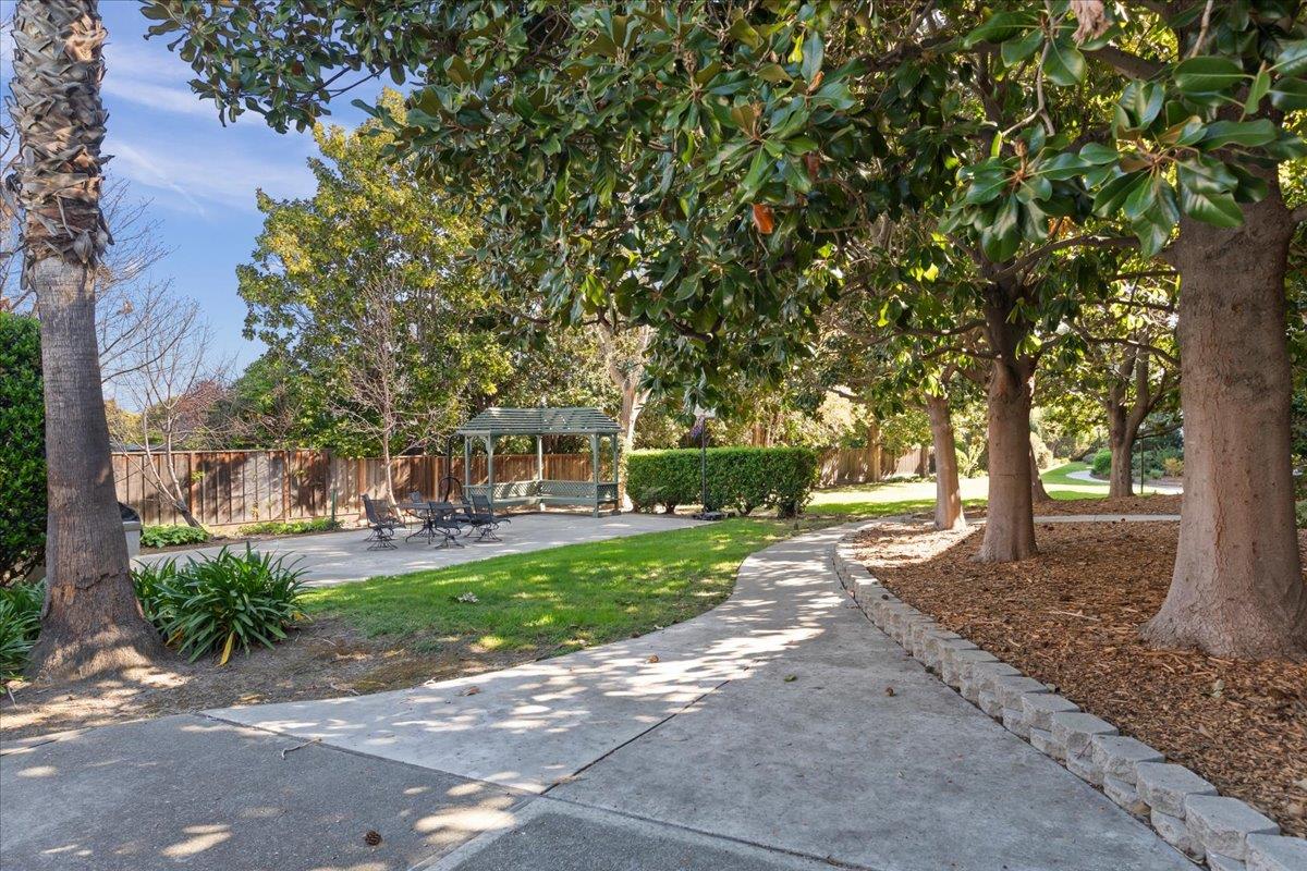 Detail Gallery Image 5 of 31 For 221 Kiely Blvd #B,  Santa Clara,  CA 95051 - 2 Beds | 2 Baths