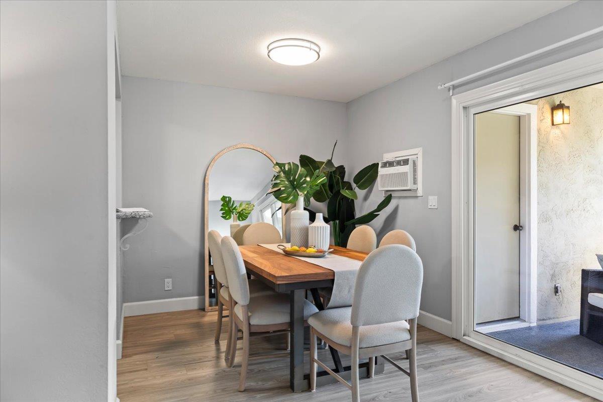 Detail Gallery Image 8 of 31 For 221 Kiely Blvd #B,  Santa Clara,  CA 95051 - 2 Beds | 2 Baths