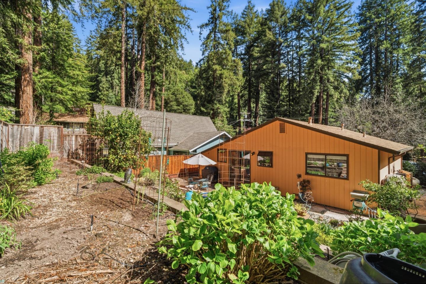 Detail Gallery Image 44 of 66 For 10931 Sequoia Ave, Felton,  CA 95018 - 2 Beds | 1 Baths