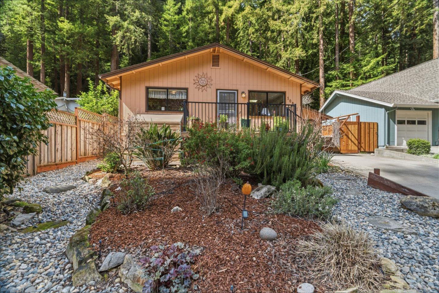 Detail Gallery Image 55 of 66 For 10931 Sequoia Ave, Felton,  CA 95018 - 2 Beds | 1 Baths