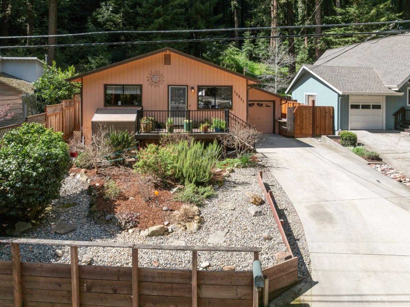 Detail Gallery Image 56 of 66 For 10931 Sequoia Ave, Felton,  CA 95018 - 2 Beds | 1 Baths