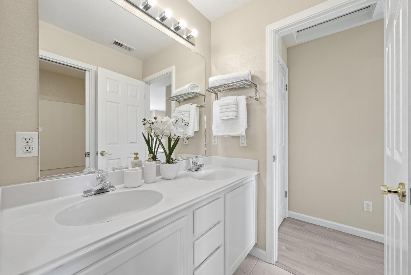 Photo #28: ML82038932 Listing: Photo #28