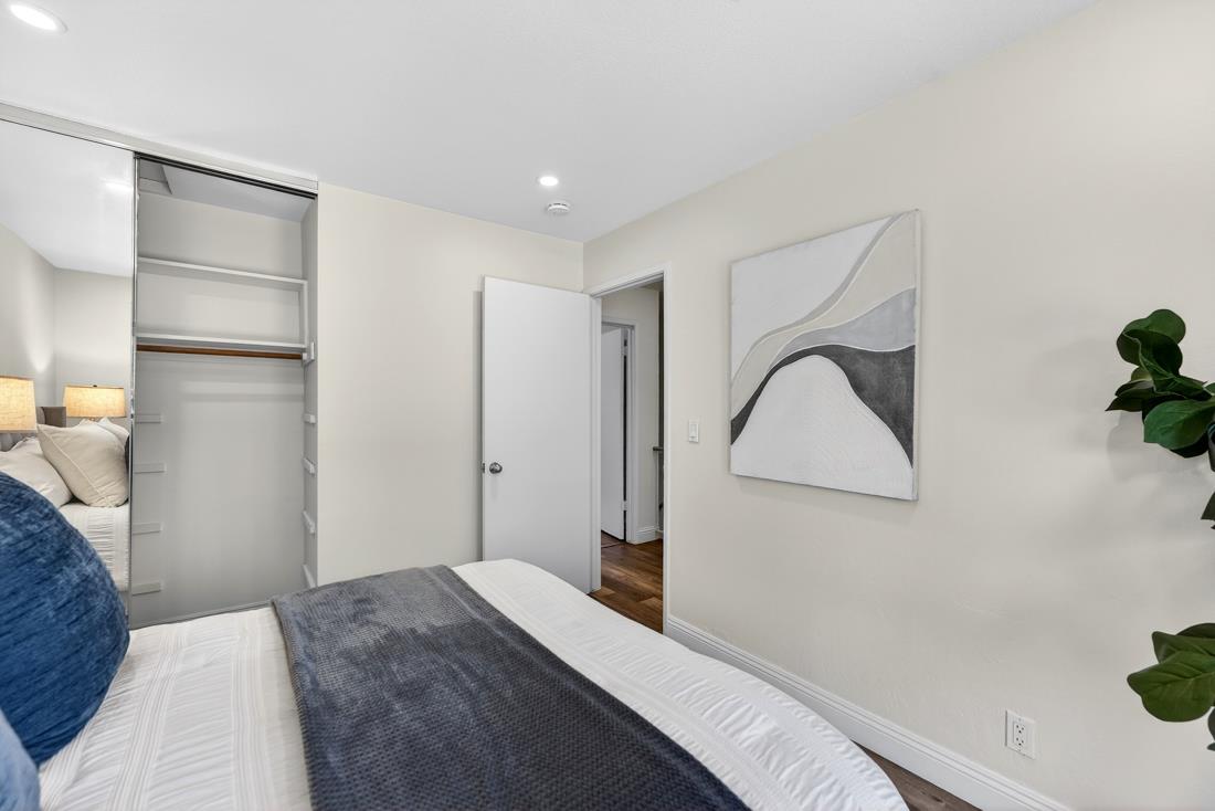 Detail Gallery Image 23 of 46 For 225 Red Oak Dr #H,  Sunnyvale,  CA 94086 - 2 Beds | 1/1 Baths