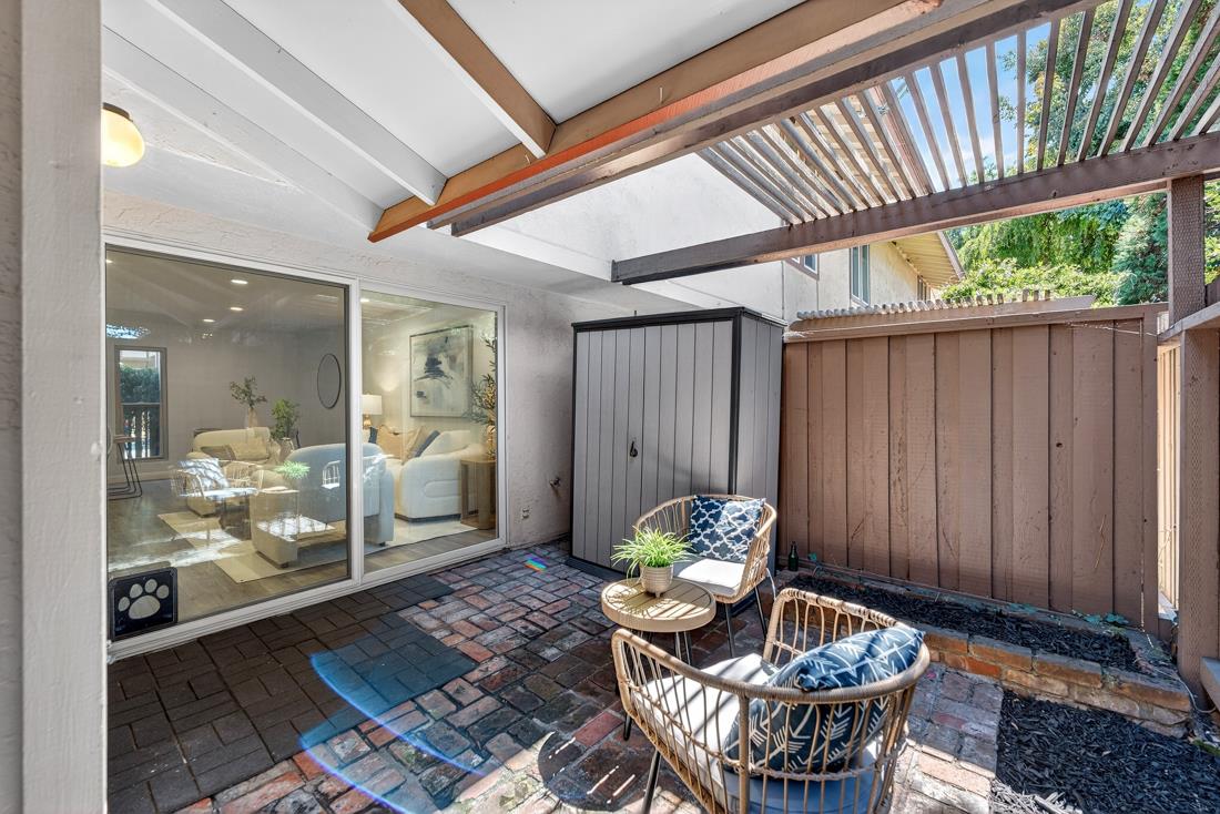 Detail Gallery Image 33 of 46 For 225 Red Oak Dr #H,  Sunnyvale,  CA 94086 - 2 Beds | 1/1 Baths