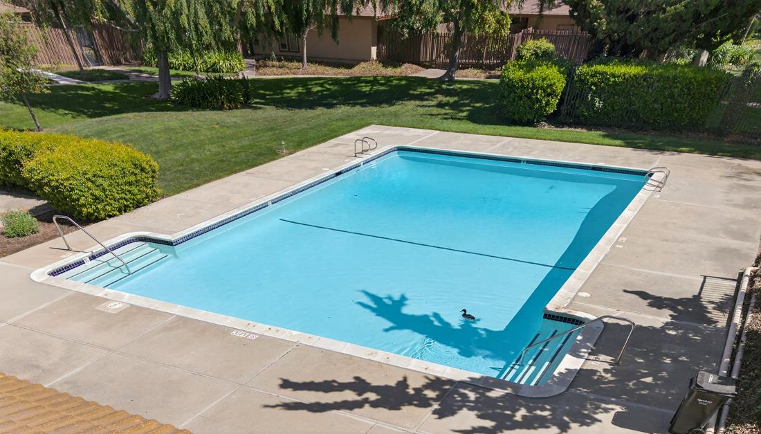 Detail Gallery Image 37 of 46 For 225 Red Oak Dr #H,  Sunnyvale,  CA 94086 - 2 Beds | 1/1 Baths