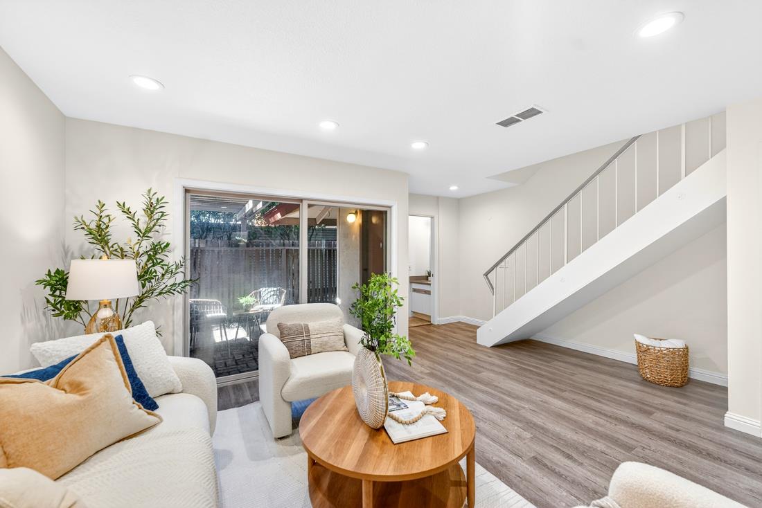 225 Red Oak Drive UNIT H, Sunnyvale, CA, 94086