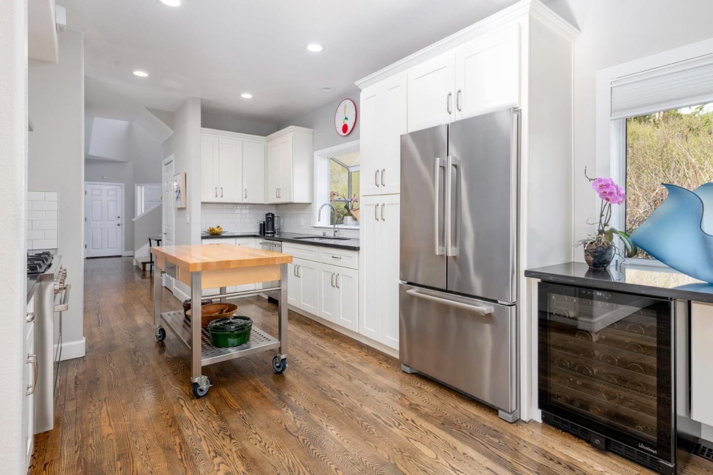 Detail Gallery Image 18 of 65 For 548 Hermosa Ave, Half Moon Bay,  CA 94019 - 4 Beds | 2/1 Baths