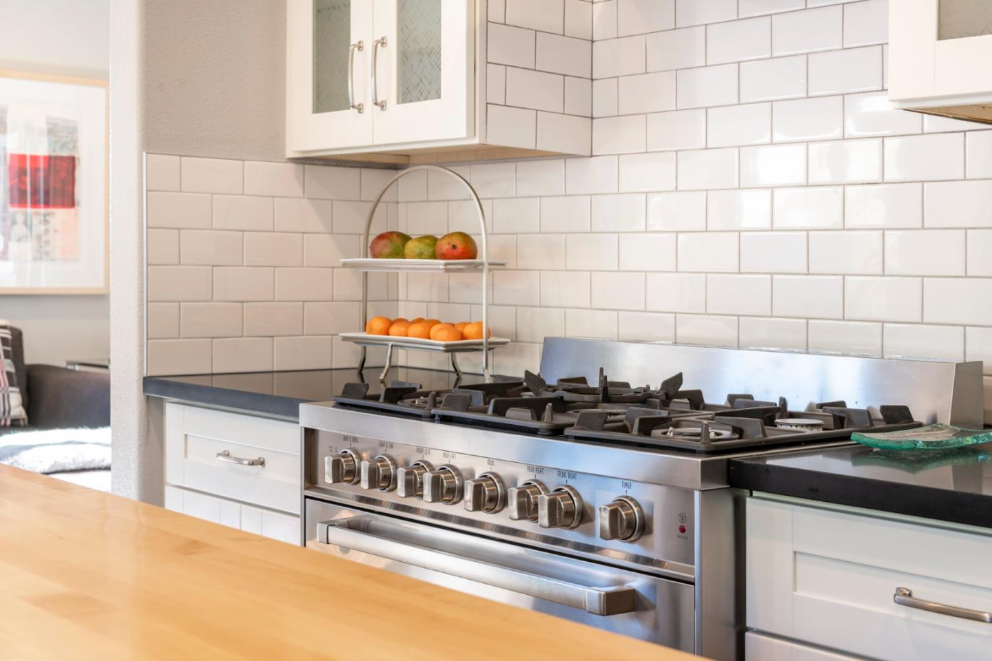 Detail Gallery Image 21 of 65 For 548 Hermosa Ave, Half Moon Bay,  CA 94019 - 4 Beds | 2/1 Baths