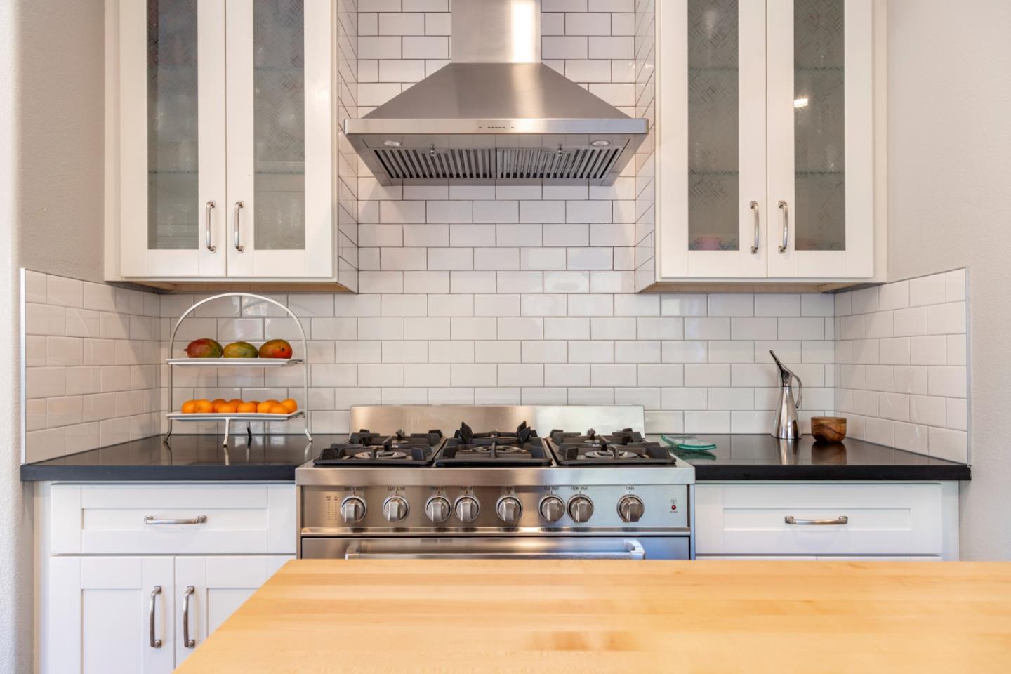 Detail Gallery Image 22 of 65 For 548 Hermosa Ave, Half Moon Bay,  CA 94019 - 4 Beds | 2/1 Baths