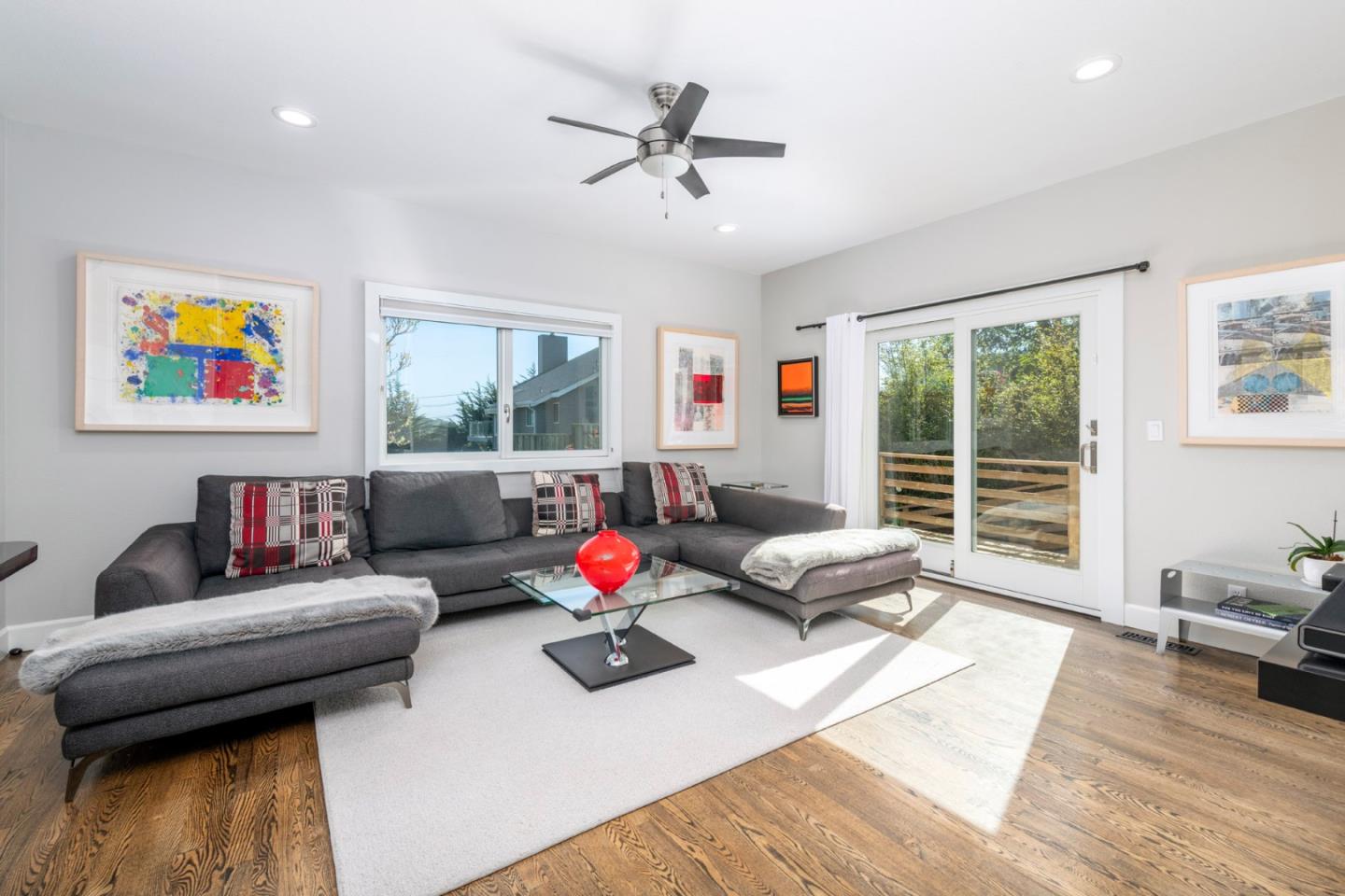 Detail Gallery Image 24 of 65 For 548 Hermosa Ave, Half Moon Bay,  CA 94019 - 4 Beds | 2/1 Baths